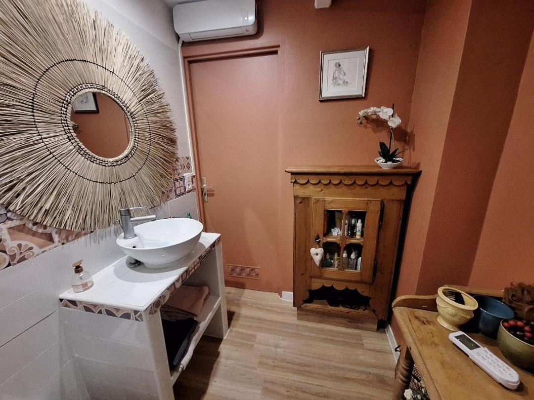 La Cartagene - Chambre Double Calvisson Exteriör bild